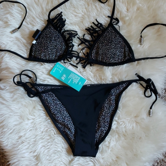 New Reversible H&M 2 pc bikini - NWT - Picture 3 of 4